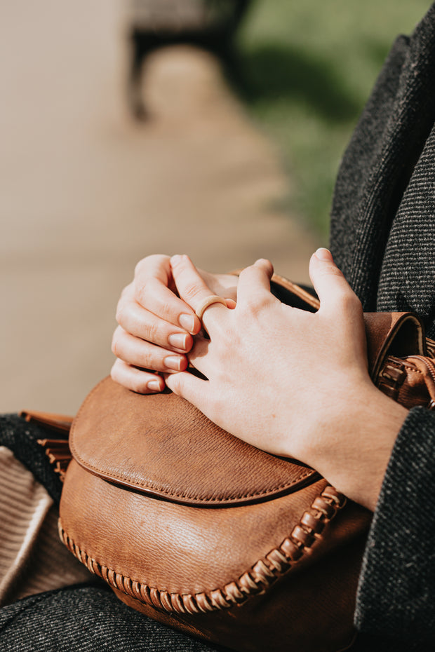 <p>SIGNATURE BAGS</p><p></p><h2>Bags that speak.</h2>