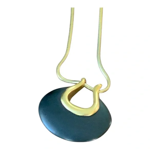 GIVENCHY VINTAGE GOLD-PLATED SNAKE CHAIN AND BLACK STONE PENDANT NECKLACE